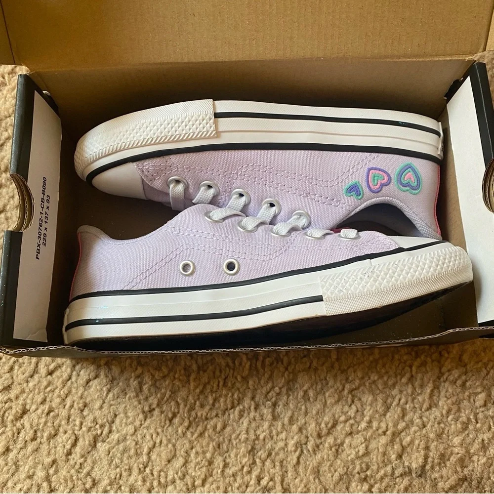 Converse | Chuck Taylor Sneakers in Lilac with Hearts Detail
